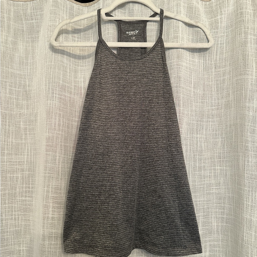 Women’s Old Navy Grey Go-Dry Athletic Tank-Top